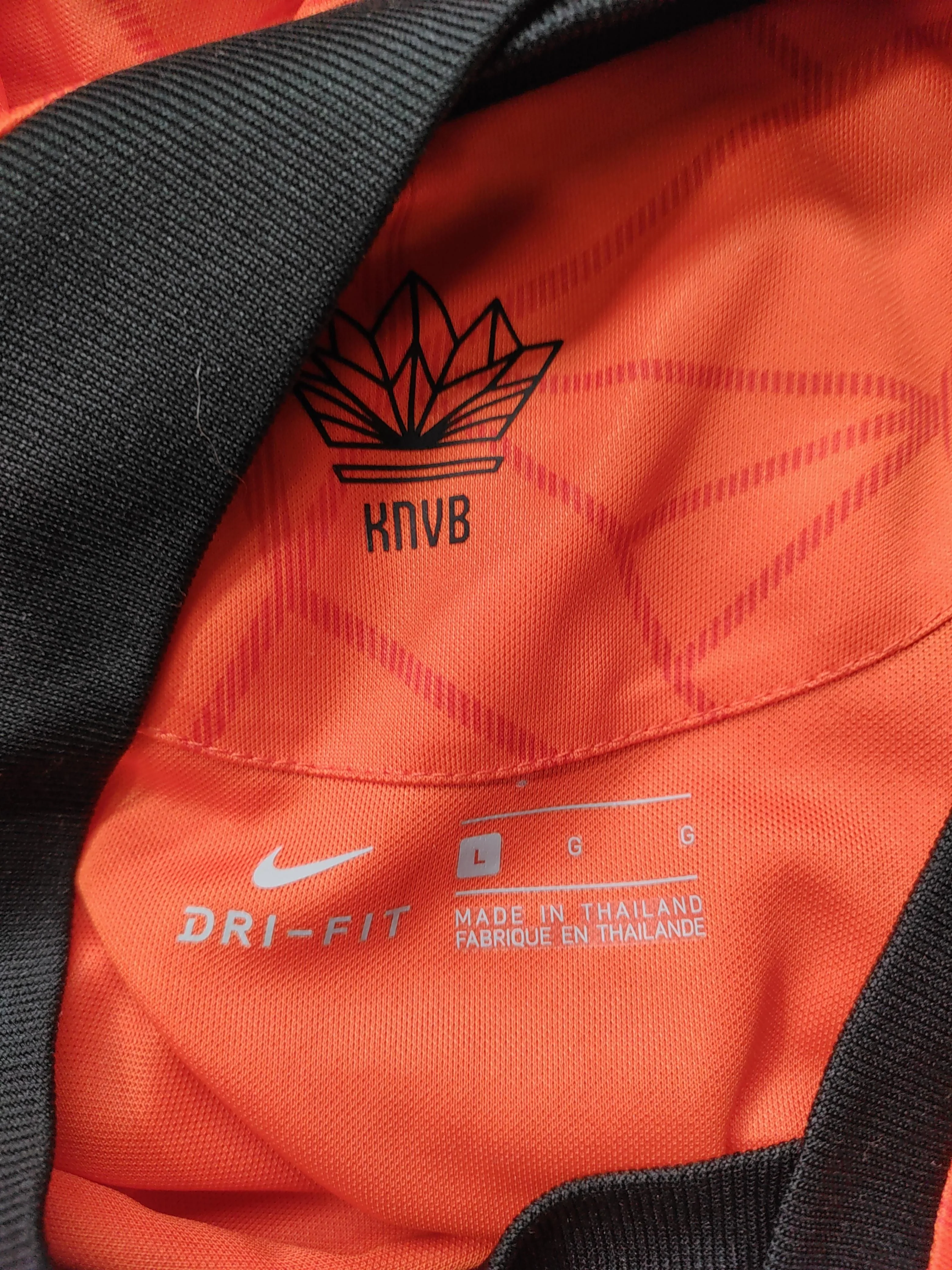 Nike Men's T-Shirt L Orange Geometric 100% Polyester Crew Neck Basic - Image 5