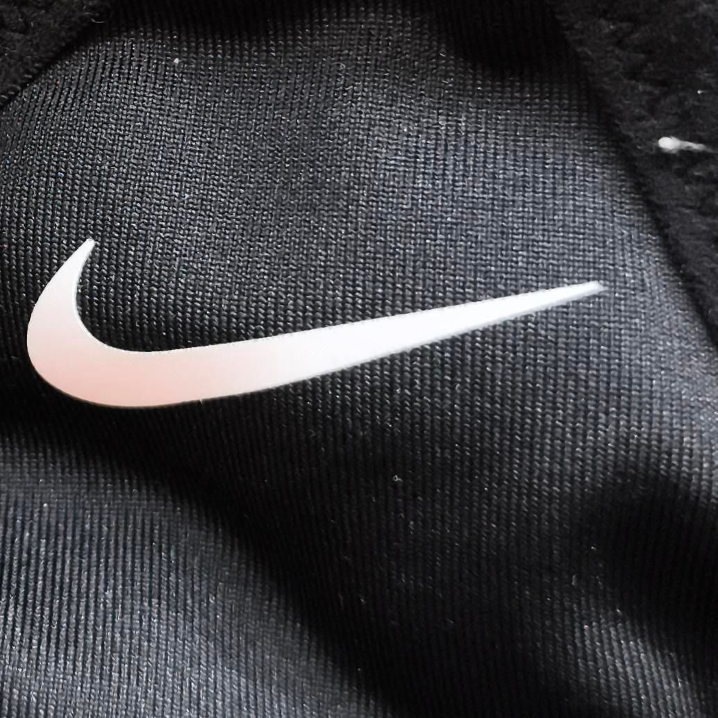 Nike Women's T-Shirt S Black Polyester with Elastane Sleeveless Basic - Image 6