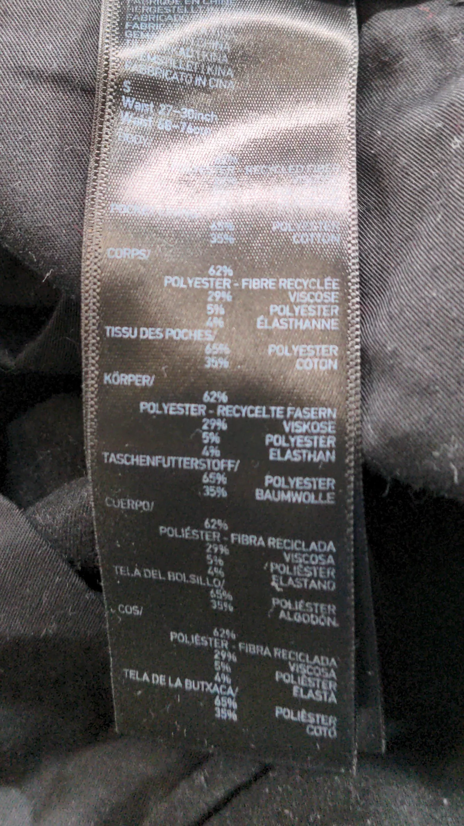 Uniqlo Men's Trousers S Black Polyester with Viscose, Elastane, Cotton Chino - Image 6