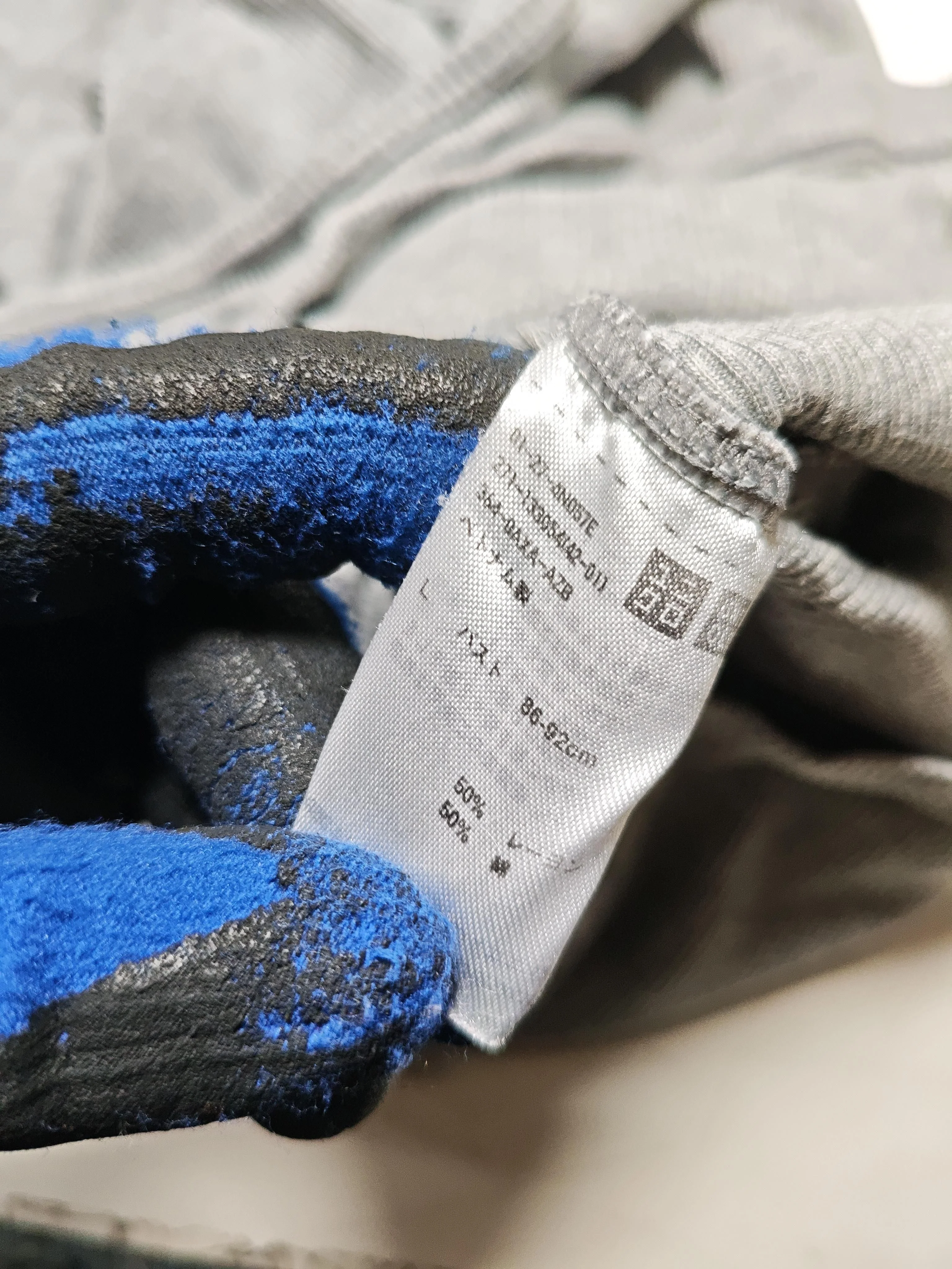 Uniqlo Women's T-Shirt L Grey Cotton with Polyester Sleeveless Round Neck Basic - Image 6